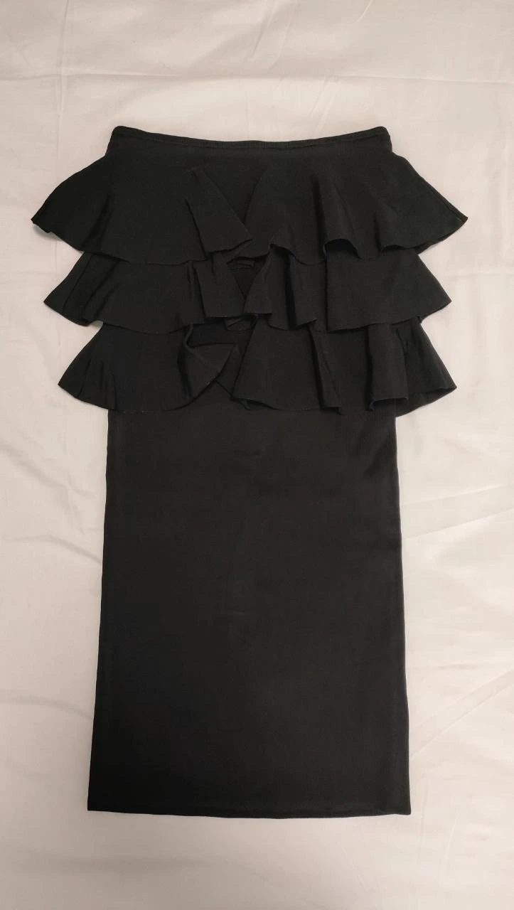 Vestido volantes ajustado Zara